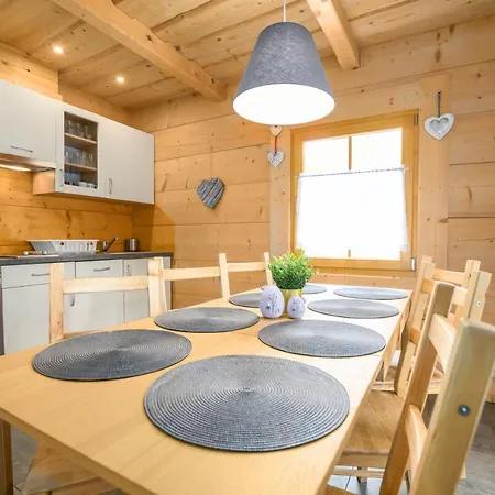 Alpehytte Zakopianska Osada & *